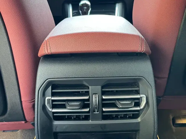 BMW 3 Series — Фото автомобиля 13
