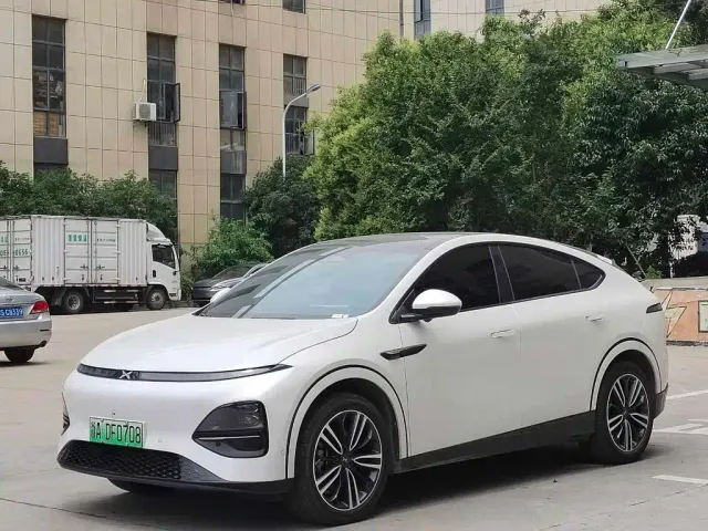 Фотография автомобиля — Xpeng G6