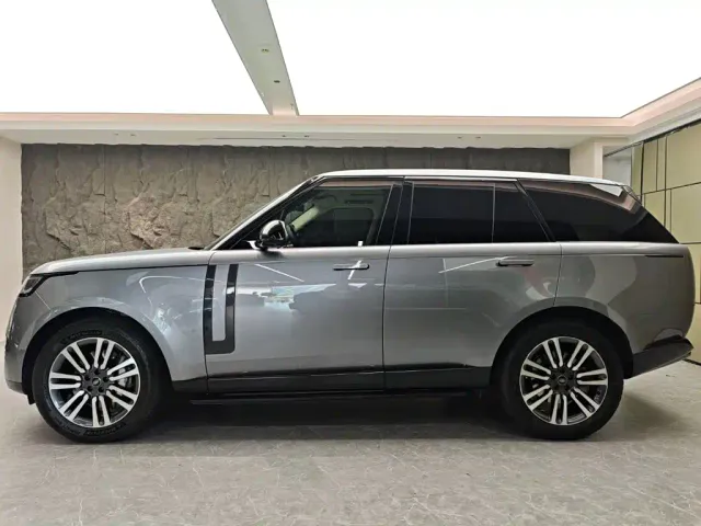 Land Rover Range Rover — Фото автомобиля 3