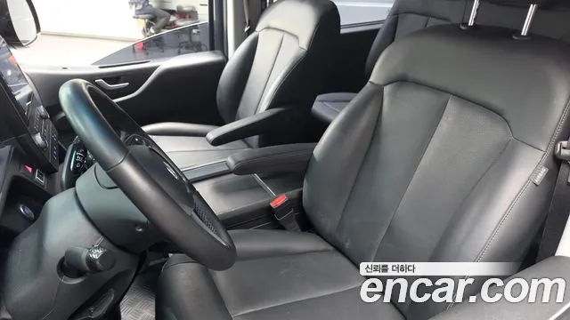 Hyundai Staria — Фото автомобиля 28