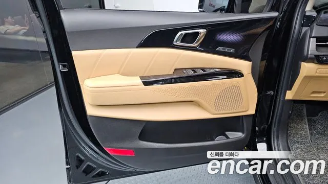 Kia Canival Carnival 4 поколение Дизель 7 мест Signature — Фото автомобиля 4