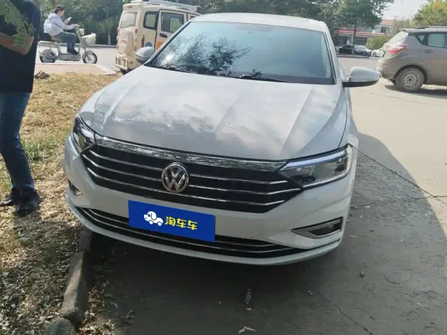 Фотография автомобиля — Volkswagen Sagitar