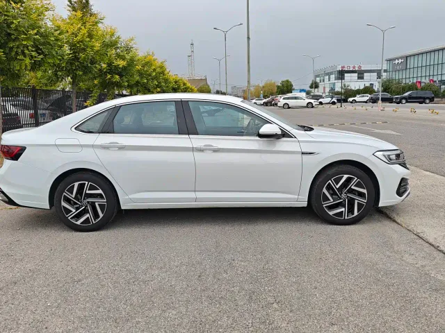 Volkswagen Sagitar — Фото автомобиля 4