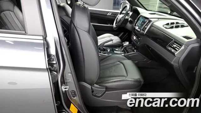 KG_Mobility_Ssangyong Rexton Новый Rexton Sport Khan Дизель 2.2 4WD — Фото автомобиля 26