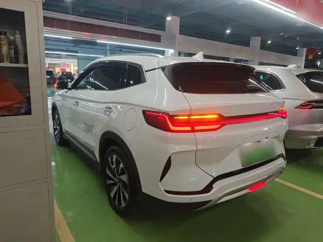 BYD Song PLUS — Фото автомобиля 4