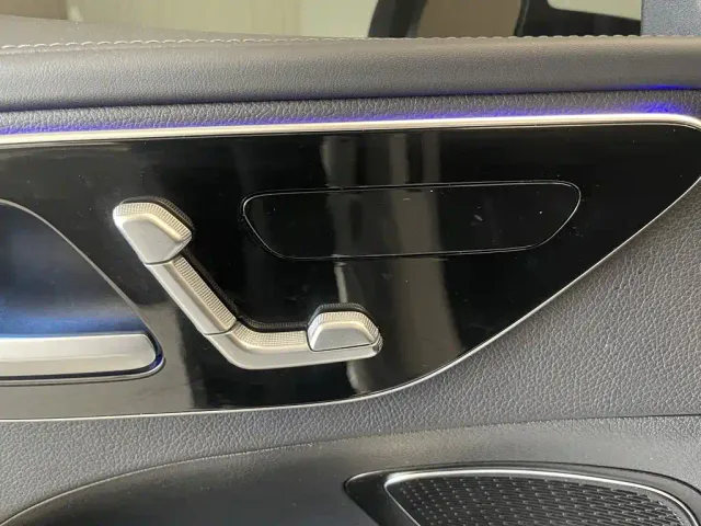 Mercedes-Benz C-Class — Фото автомобиля 26