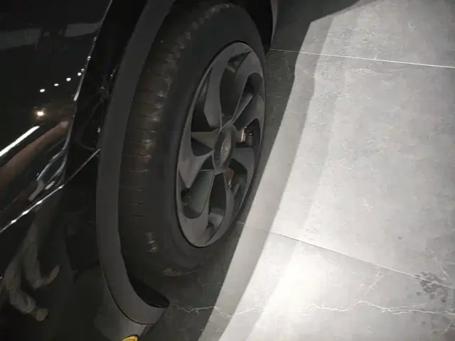 Tesla Model Y — Фото автомобиля 22