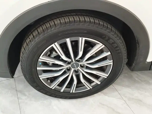 Jetour X70 Plus — Фото автомобиля 22