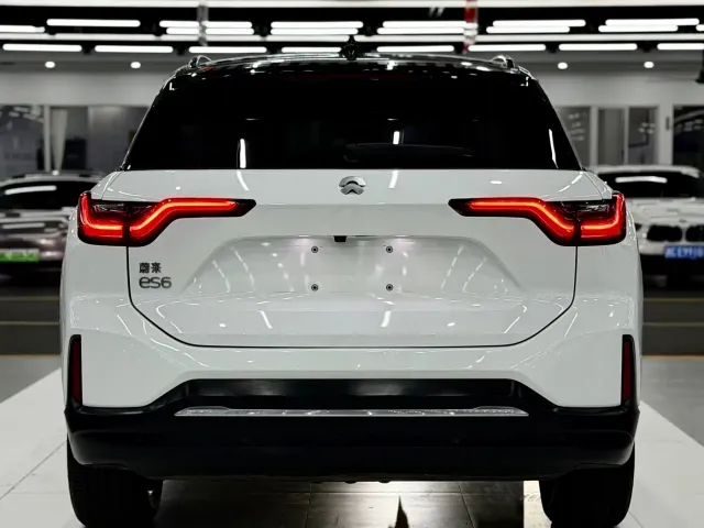 Nio ES6 — Фото автомобиля 5
