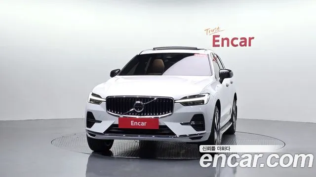 Volvo XC60 2nd Gen — Фото автомобиля 3