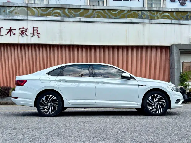 Volkswagen Sagitar — Фото автомобиля 4