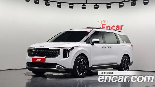 Фотография автомобиля — Kia Carnival Generation 4