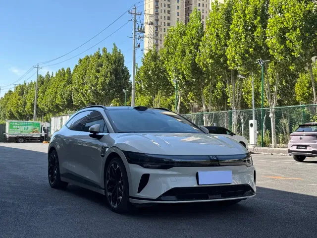 Zeekr 007 GT — Фото автомобиля 2
