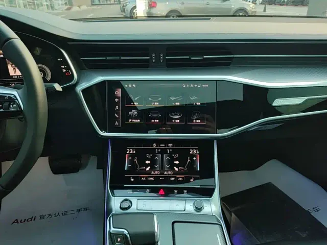 Audi A6L — Фото автомобиля 12