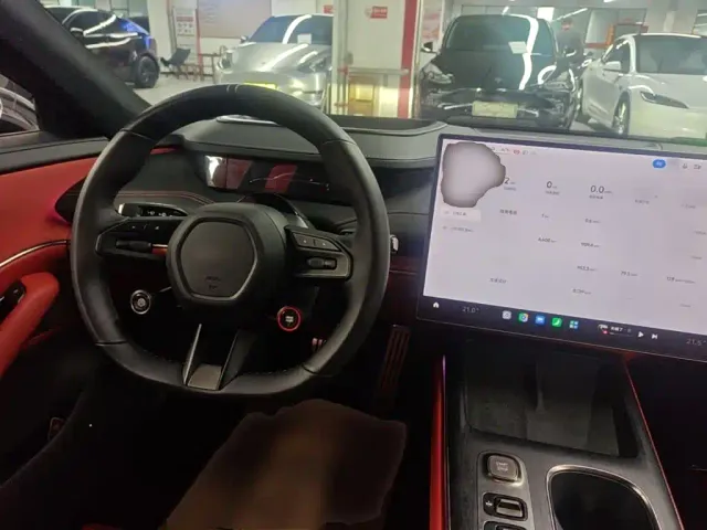 Xiaomi SU7 — Фото автомобиля 10