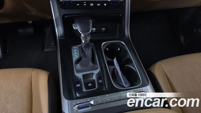 Kia Carnival 4th Gen — Фото автомобиля 12