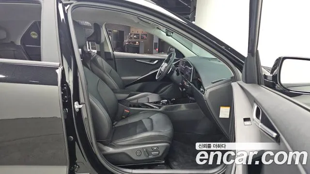 Kia Niro All Niro EV Air — Фото автомобиля 12