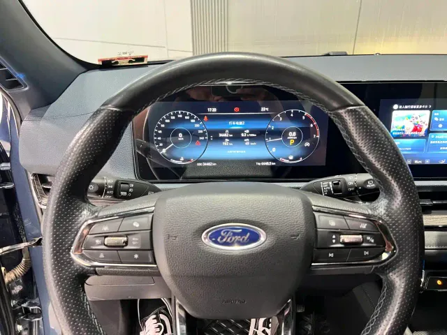 Ford Lingrui — Фото автомобиля 7