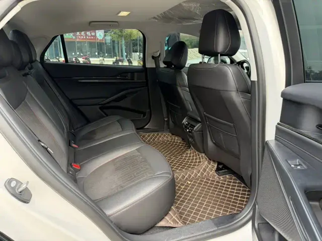 Ford Mondeo — Фото автомобиля 13
