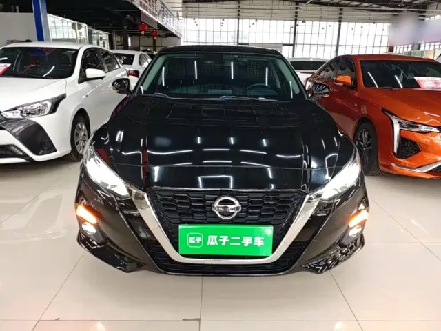 Nissan Teana — Фото автомобиля 2