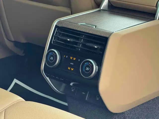 Land Rover Range Rover — Фото автомобиля 16