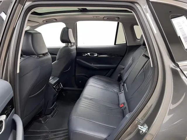 Geely Galaxy E5 — Фото автомобиля 16