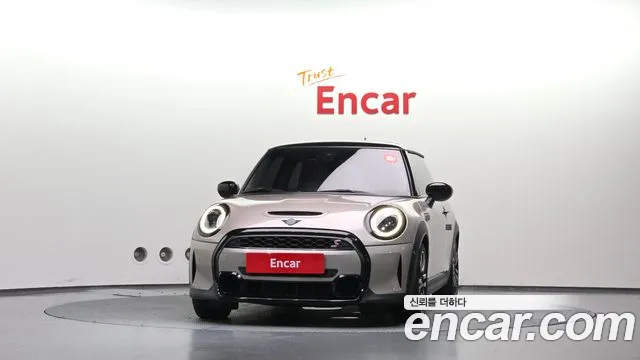 MINI Cooper — Фото автомобиля 3