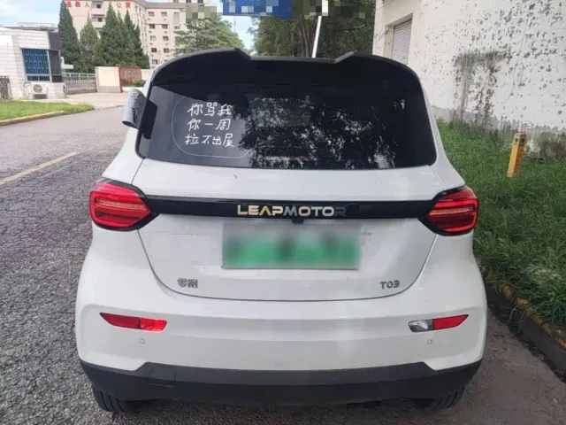 Leapmotor T03 — Фото автомобиля 5