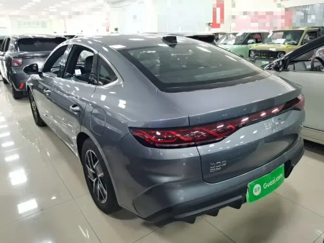 BYD Qin L — Фото автомобиля 4