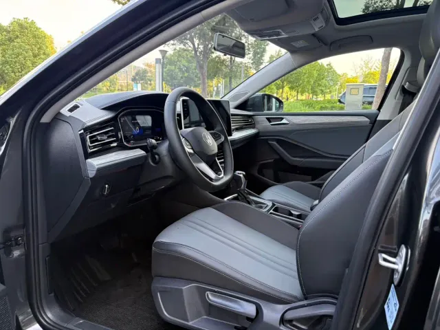 Volkswagen Sagitar — Фото автомобиля 5