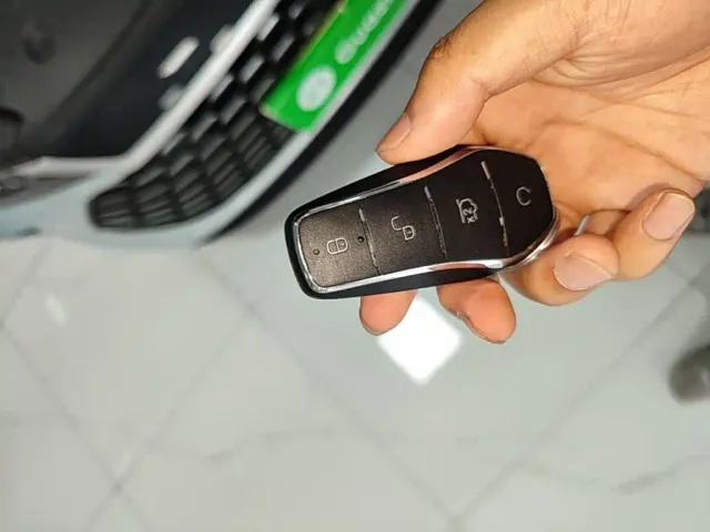 BYD Qin PLUS — Фото автомобиля 8