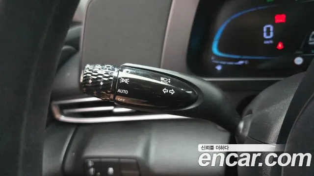 Hyundai AVANTE Новый Avante (CN7) — Фото автомобиля 27