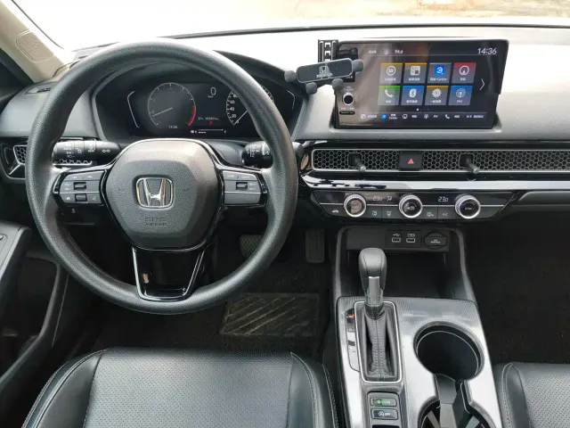 Honda Civic — Фото автомобиля 14
