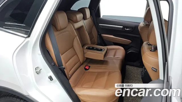 Renault-KoreaSamsung QM6 Новый QM6 2.0 LPe RE Signature 2WD — Фото автомобиля 28