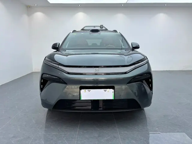 BYD Tang L — Фото автомобиля 2