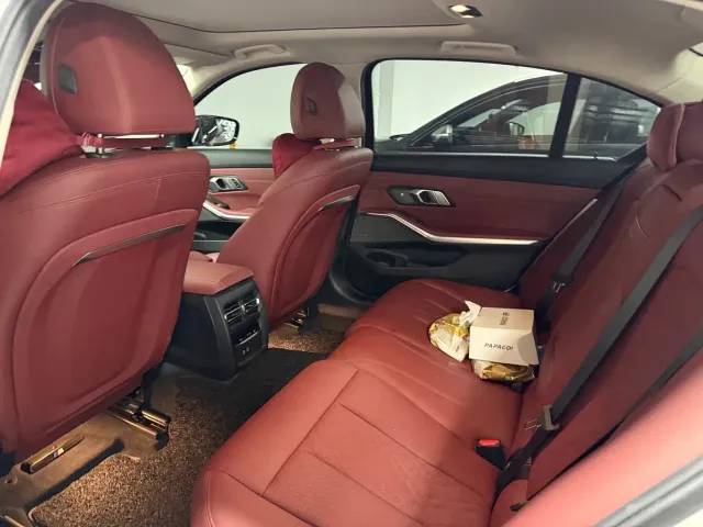 BMW 3 Series — Фото автомобиля 10