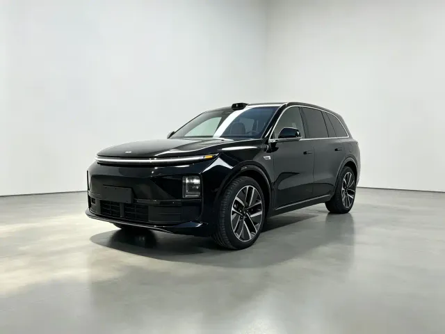 Фотография автомобиля — Li Auto L6