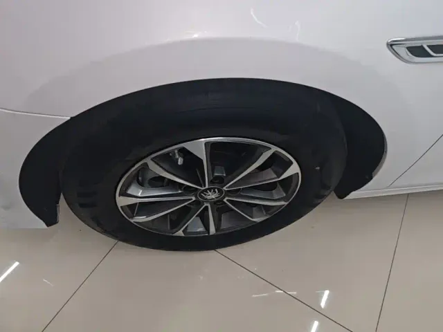 BYD Qin PLUS — Фото автомобиля 22