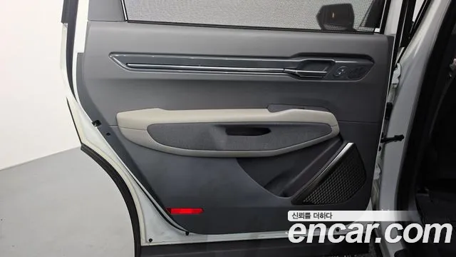 Kia EV9 — Фото автомобиля 25