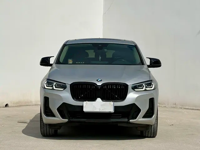 BMW X4 — Фото автомобиля 2