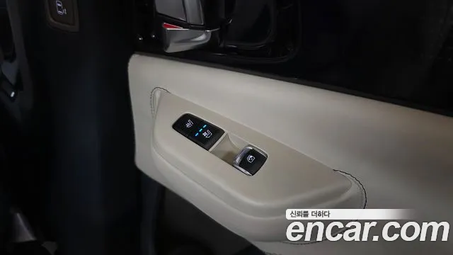 Kia Carnival 4th Gen — Фото автомобиля 29