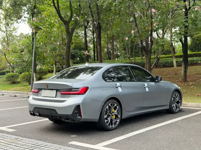 BMW 3 Series — Фото автомобиля 9