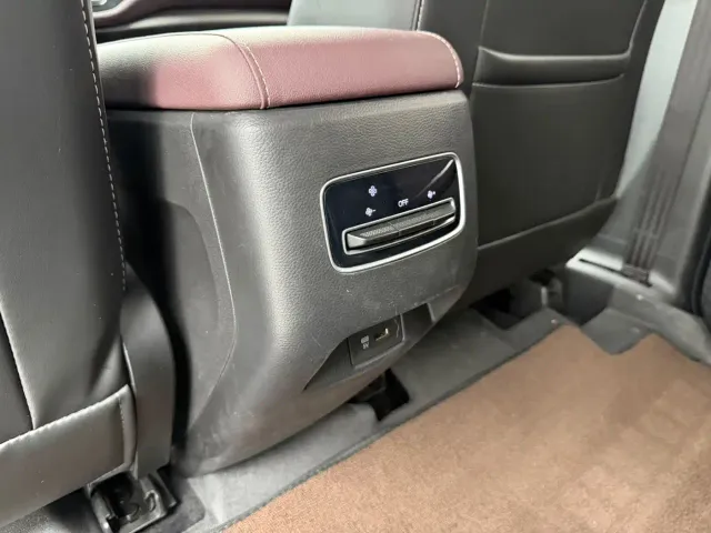 GAC Trumpchi M6 — Фото автомобиля 14