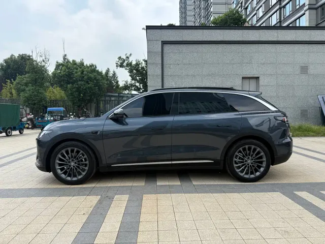 Leapmotor C11 — Фото автомобиля 16