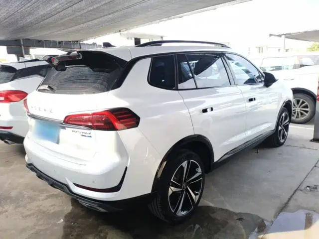 Roewe RX5 Max — Фото автомобиля 6