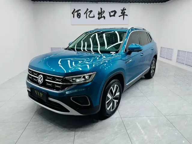 Фотография автомобиля — Volkswagen Tayron