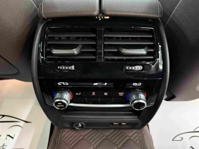BMW 5 Series — Фото автомобиля 13