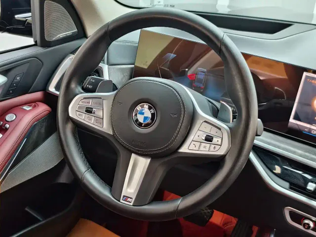 BMW X5 — Фото автомобиля 10