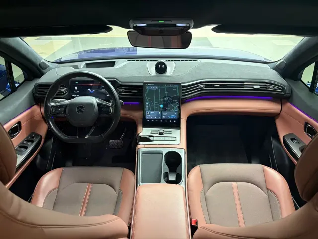 Nio EC6 — Фото автомобиля 9