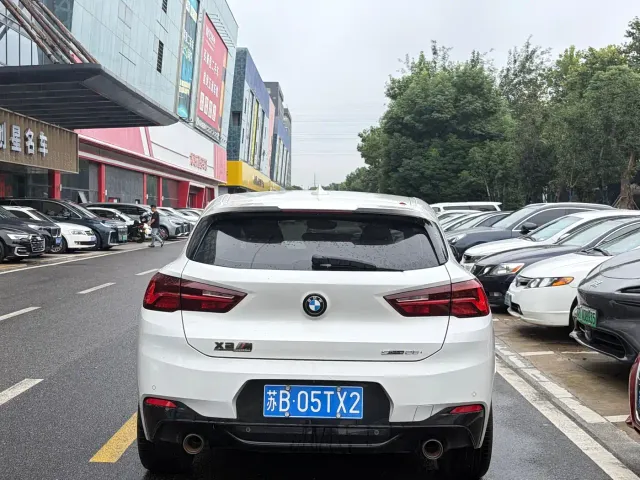 BMW X2 — Фото автомобиля 3